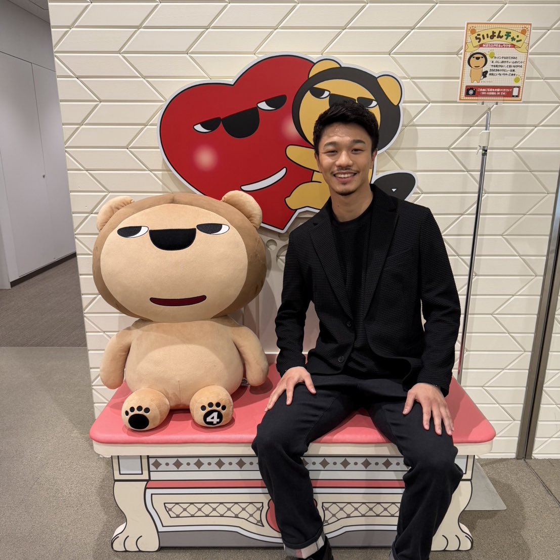 Sports Backs tweet media