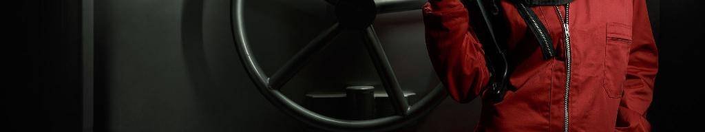 crimsonspecter4's tweet image. Tap the post 

#MoneyHeist #tokyo #sileneoliveira