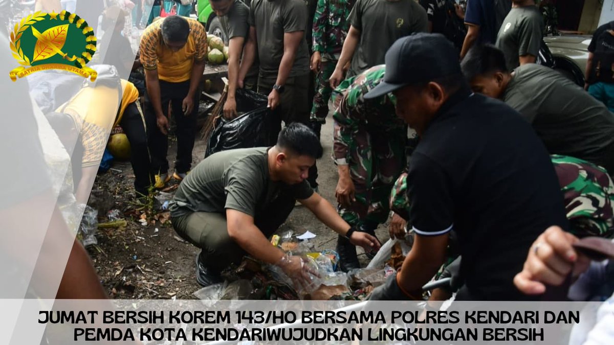 penrem143's tweet photo. Jumat Bersih Korem 143/HO Bersama Polres Kota Kendari dan Pemerintah Kota Kendari Wujudkan Lingkungan Bersih https://t.co/7ug1SXIBWw
