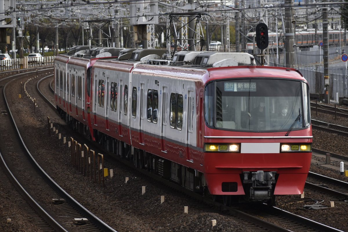 1473レ 1804F+1801F 7451レ 3533F Hello Kitty 31レ 2003F ブルー