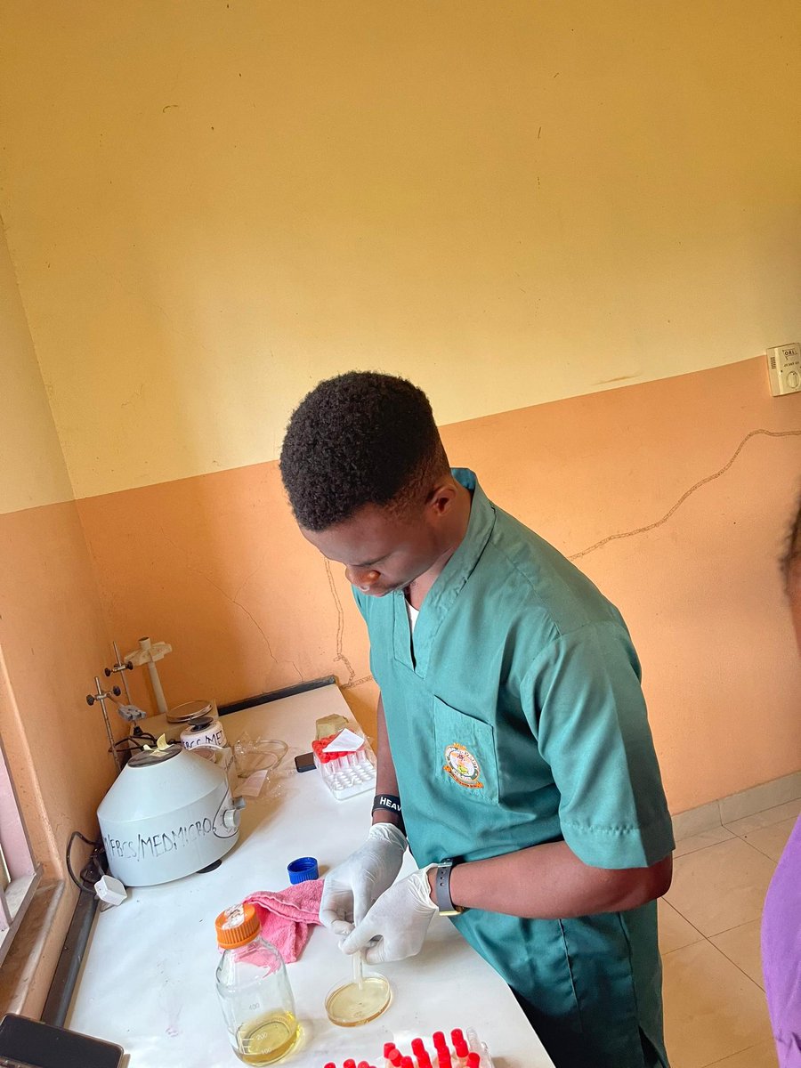 Aanu Bukunmi. tweet media