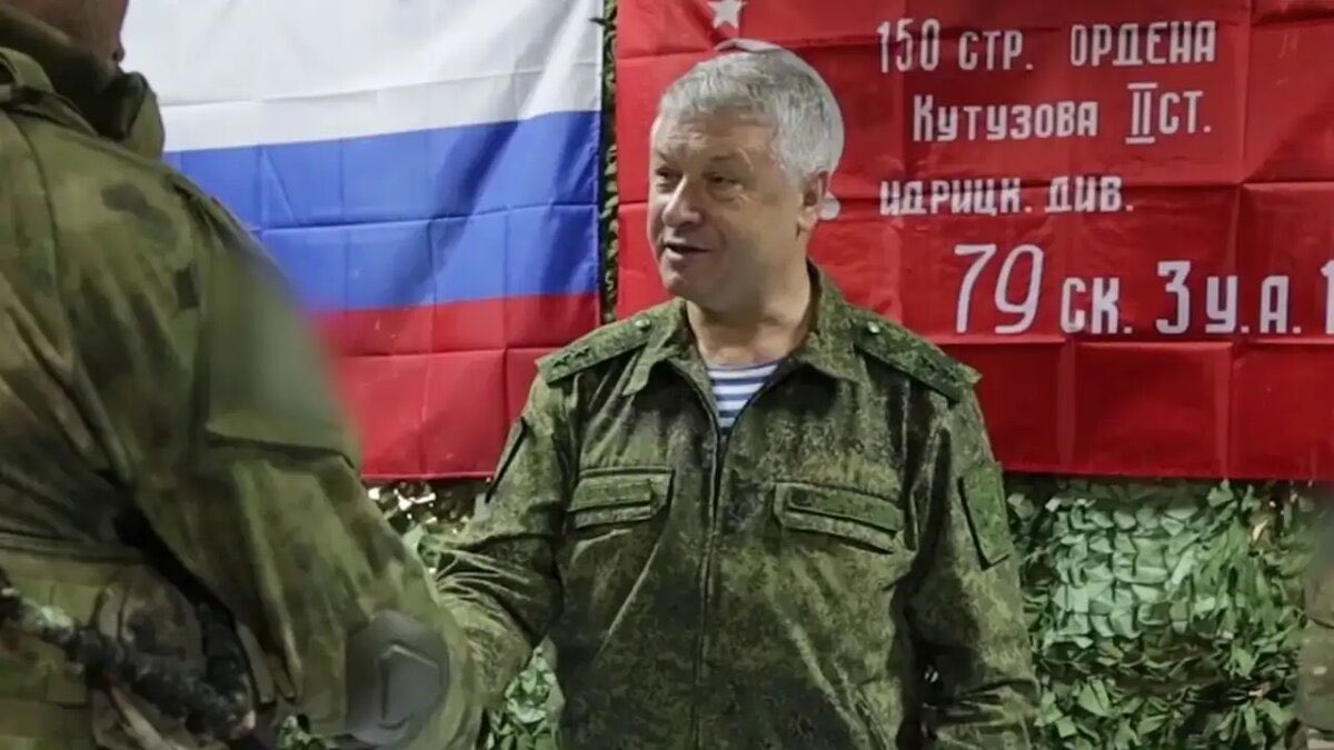 ‼️Генерал Алексеев пришел в сознание

Ранее сообщалось,что его состояние оценивается как тяжёлое,он был введён в состояние искусственной комы.Генерал успешно прооперирован.
За его здравие молятся сотни тысяч человек. Верим,что Владимир Степанович Алексеев обязательно поправится!