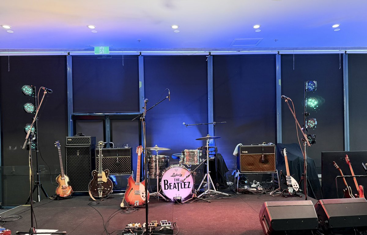 theAusBeatlez's tweet photo. The stage is all set for tonight’s show at @the_fac !

#beatles #thebeatles #frankston #fab #fabfour https://t.co/Cufdhp86US