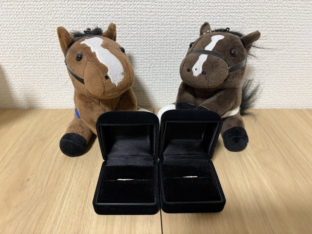 _Cervinia_'s tweet photo. 【ご報告】
本日入籍しました💍

渡辺莉奈ちゃんが紡いでくれた縁。
そんな彼女の誕生日当日に、誕生日祝いと入籍報告をミーグリで直接伝えることができました。

人生の新たなスタートとなる今日が、本当に忘れられないとても素敵な思い出になりました。 https://t.co/zNtsD1Qc94