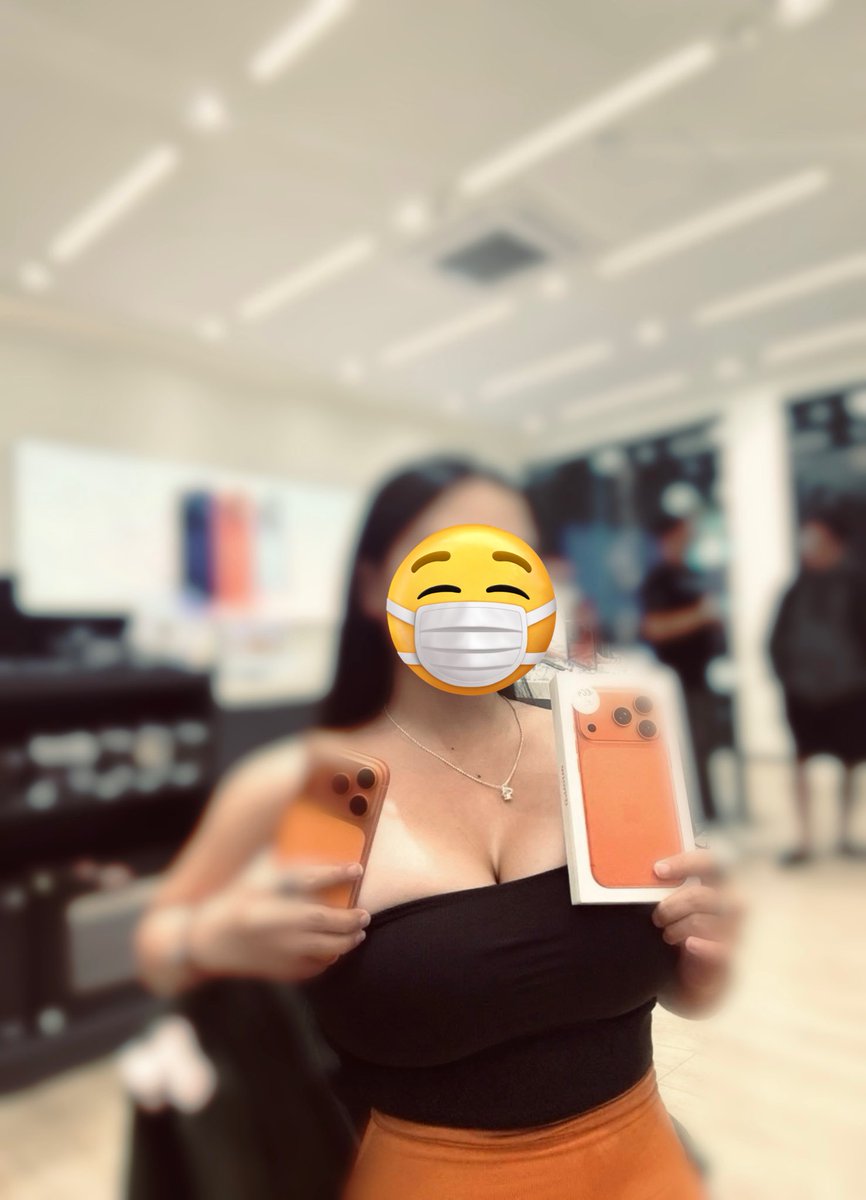 PiTo419's tweet photo. Điểm chú ý?
❌ điện thoại
✅ cặp vếu https://t.co/F8CkNaJa2V