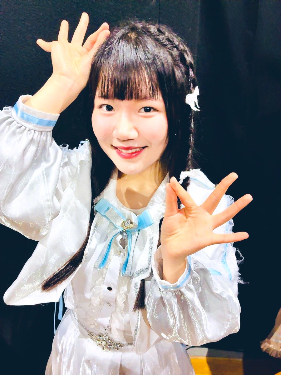 取り急ぎ本日の✨❄️ 『輝雪』ポーズあいちゃん #限りなくあい可愛い