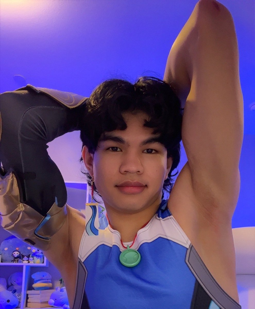 AntBlueberry's tweet photo. looking for content creator mutuals !!

• he him / she her - 19
• Overwatch Wuyang OTP
• Anthony Blueberry on all socials 

♡ / ↻ to be mutuals !!
#overwatch #overwatch2 #wuyang https://t.co/7C94fQ1pPl