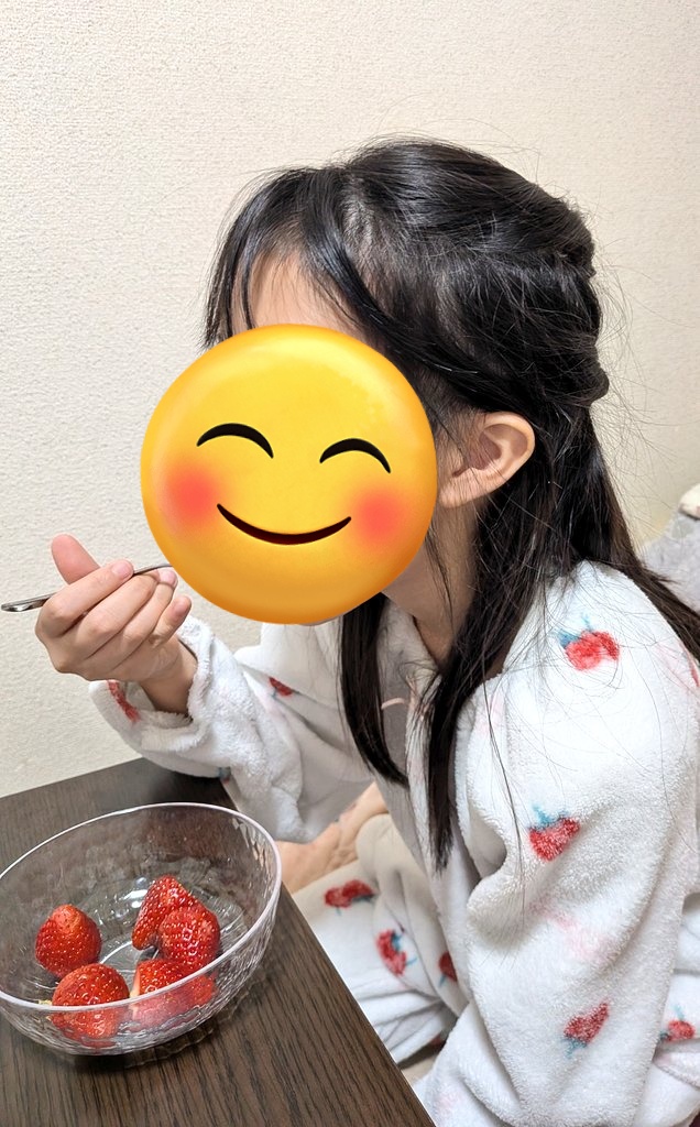 nanasinguru's tweet image. 雪だーっ❄
娘が喜んでる⛄️
学校＆仕事休みの日でよかった😊