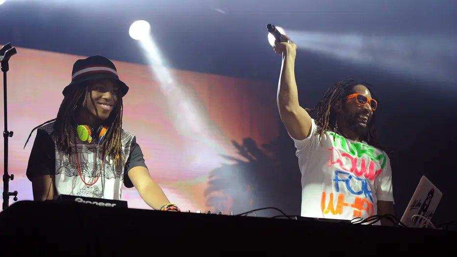 rossbclark81's tweet photo. Rapper Lil Jon confirms son is dead after police find body in pond near Atlanta
Nathan Smith, 27, known professionally as DJ Yo..
News link: https://t.co/NcptyrAFPS
Last update news link: https://t.co/HsnJGp6QvW
#liljonson #liljon #djyoungslade #liljonsonmissing
#liljohn https://t.co/so99s5hpRS