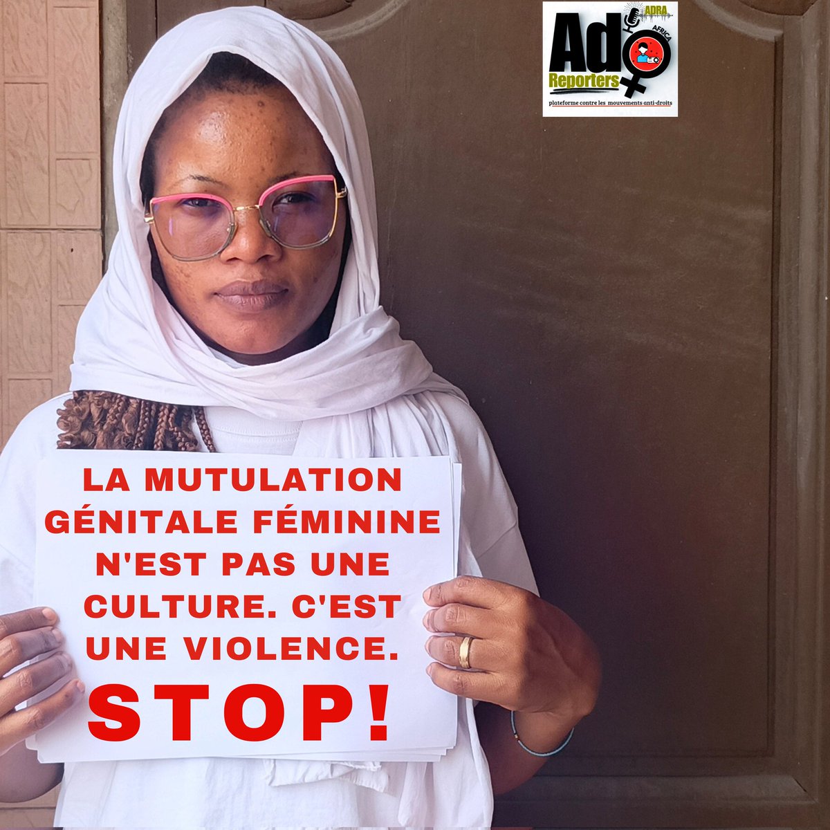 adoreporters's tweet photo. 𝗦𝗧𝗢𝗣 #MGF !!! 𝗣𝗿𝗼𝘁𝗲́𝗴𝗲𝗿 𝗹𝗲𝘀 𝗳𝗶𝗹𝗹𝗲𝘀 𝗻’𝗲𝘀𝘁 𝗽𝗮𝘀 𝘂𝗻𝗲 𝗼𝗽𝘁𝗶𝗼𝗻. 𝗖’𝗲𝘀𝘁 𝘂𝗻𝗲 𝗿𝗲𝘀𝗽𝗼𝗻𝘀𝗮𝗯𝗶𝗹𝗶𝘁𝗲́ 𝗰𝗼𝗹𝗹𝗲𝗰𝘁𝗶𝘃𝗲.
📣 𝑷𝒂𝒓𝒍𝒐𝒏𝒔-𝒆𝒏. 𝑹𝒆𝒇𝒖𝒔𝒐𝒏𝒔 𝒍𝒆 𝒔𝒊𝒍𝒆𝒏𝒄𝒆. 𝑨𝒈𝒊𝒔𝒔𝒐𝒏𝒔 𝒆𝒏𝒔𝒆𝒎𝒃𝒍𝒆.
#StopMGF #EndFGM https://t.co/AXymkbEfhm
