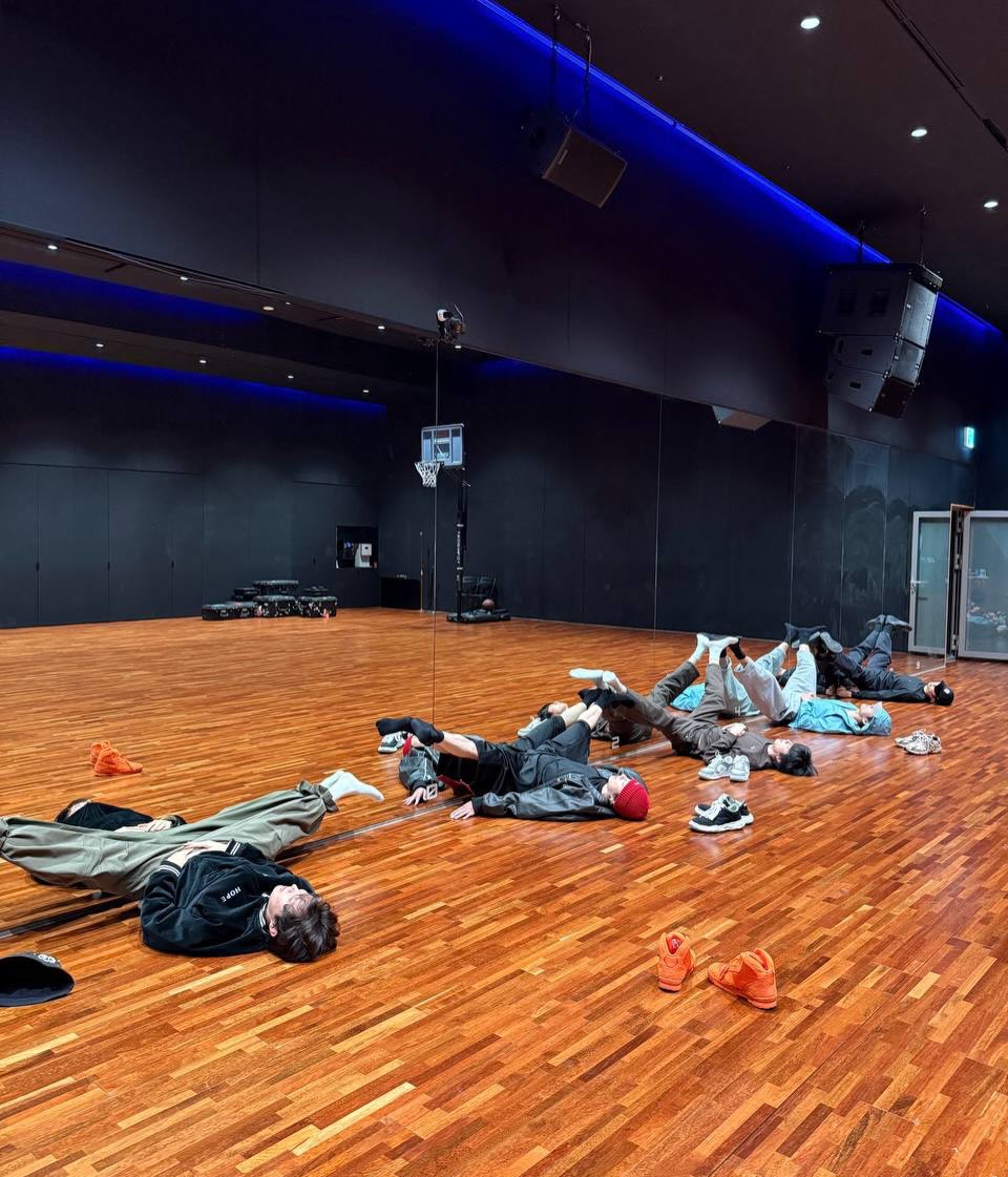 seokjinfile's tweet image. TAEHYUNG ON INSTAGRAM LOOK AT THEM