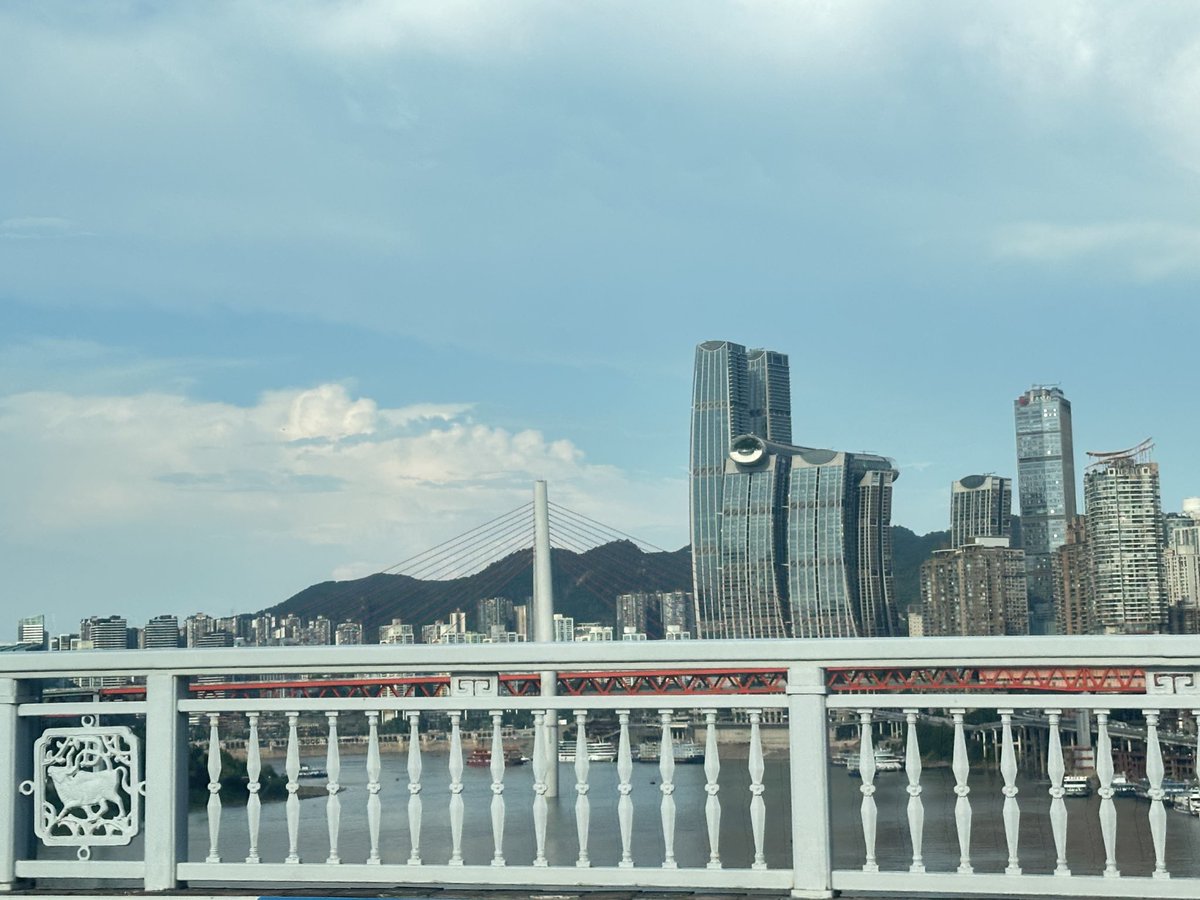 hanfutaotao's tweet photo. Magic city. https://t.co/KQpavfH3wX