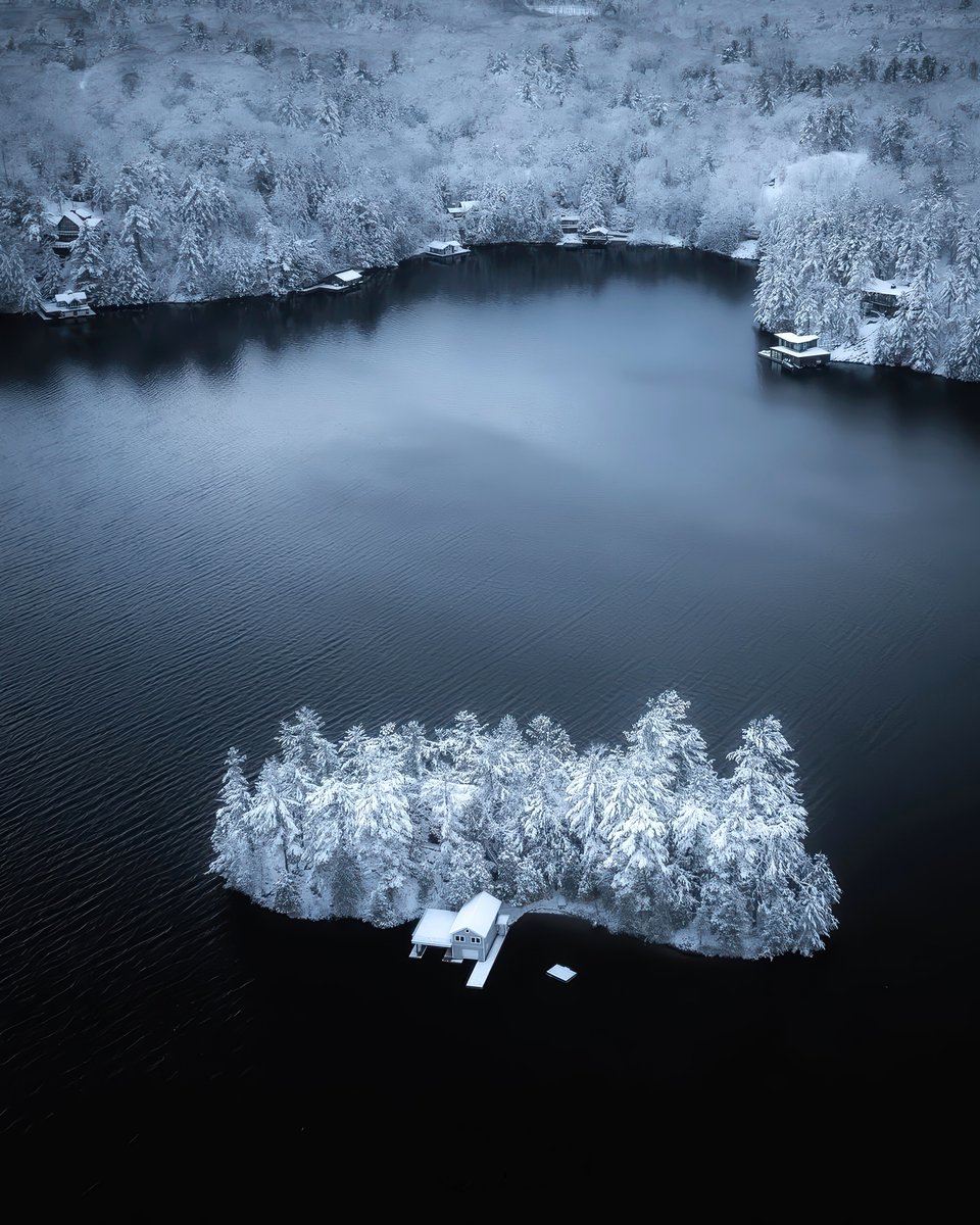 Rakesh Baro - A Journey through Winter's Fury - Municipalité de district de Muskoka - Ontario, Canada
