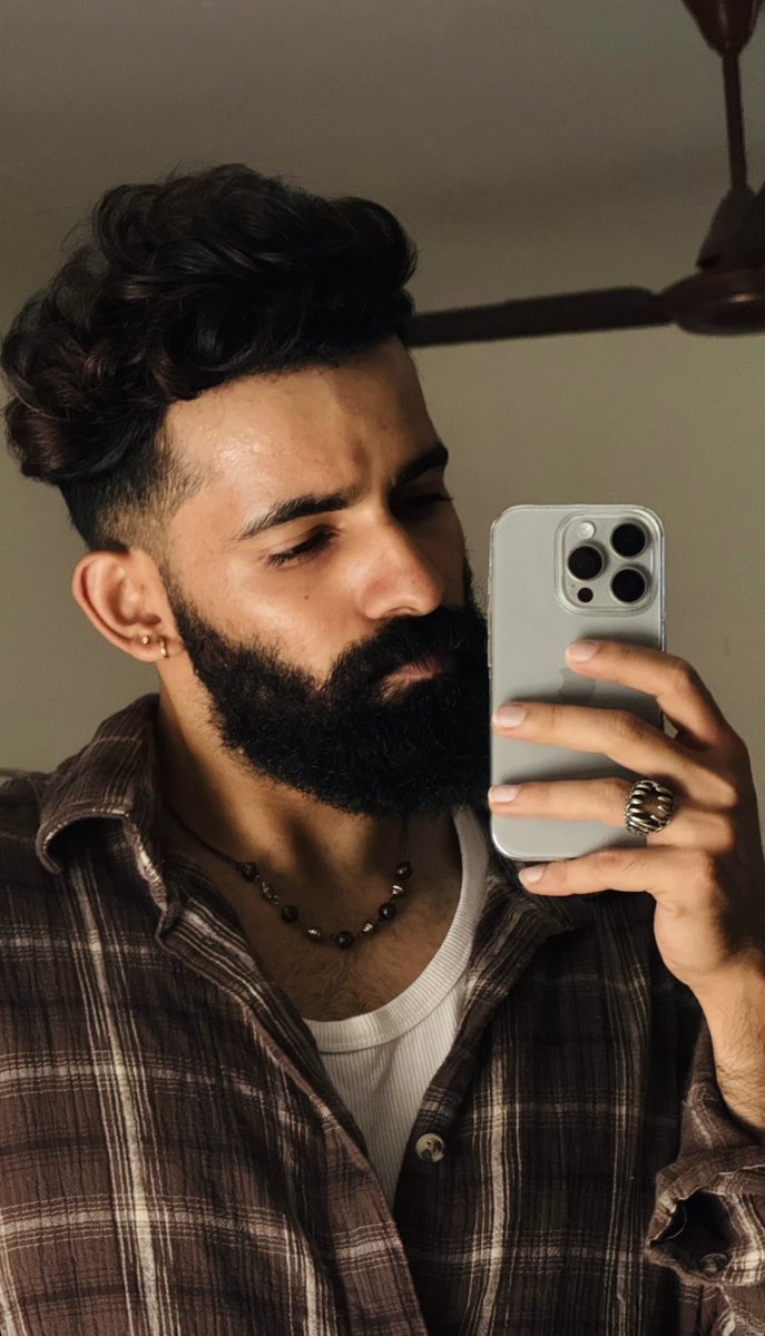 S Q U I R R E L 🐿️ tweet media