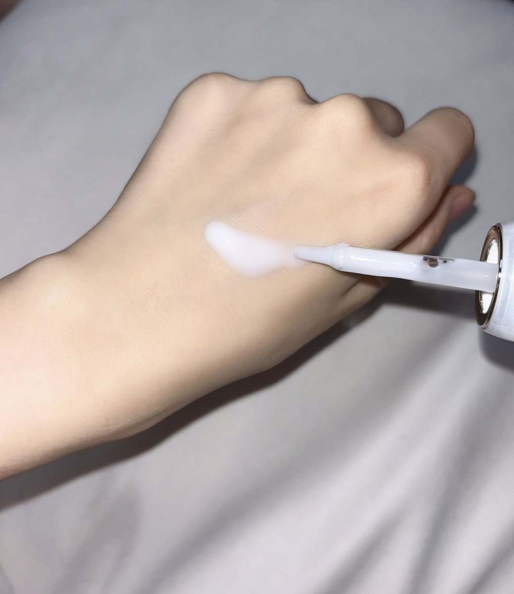 #광고 #RT이벤트
20분께 무려 설화수 신제품 자정앰플세럼 샘플 증정 🫶🏻

‼️ 어두운 피부톤이 고민이신 분들 주목 ‼️

설화수에서 미백라인 자정앰플세럼이 출시했어요 👏💞

기미, 색소침착 개선에 특화된 제품으로
피부빛이 균일하게 맑아지더라구요ㅠㅠ🤤
심지어 멜라닌 과증식 하는 것을 억제하여