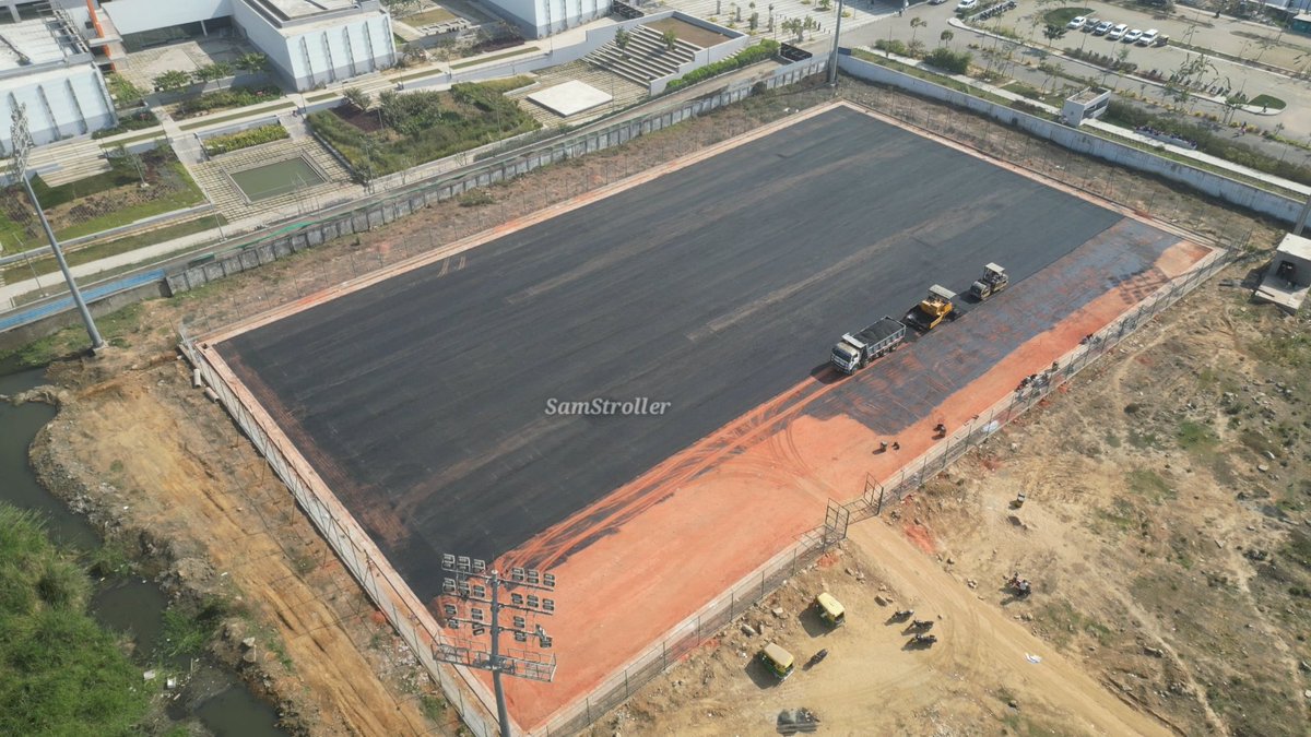 Sam Stroller tweet media