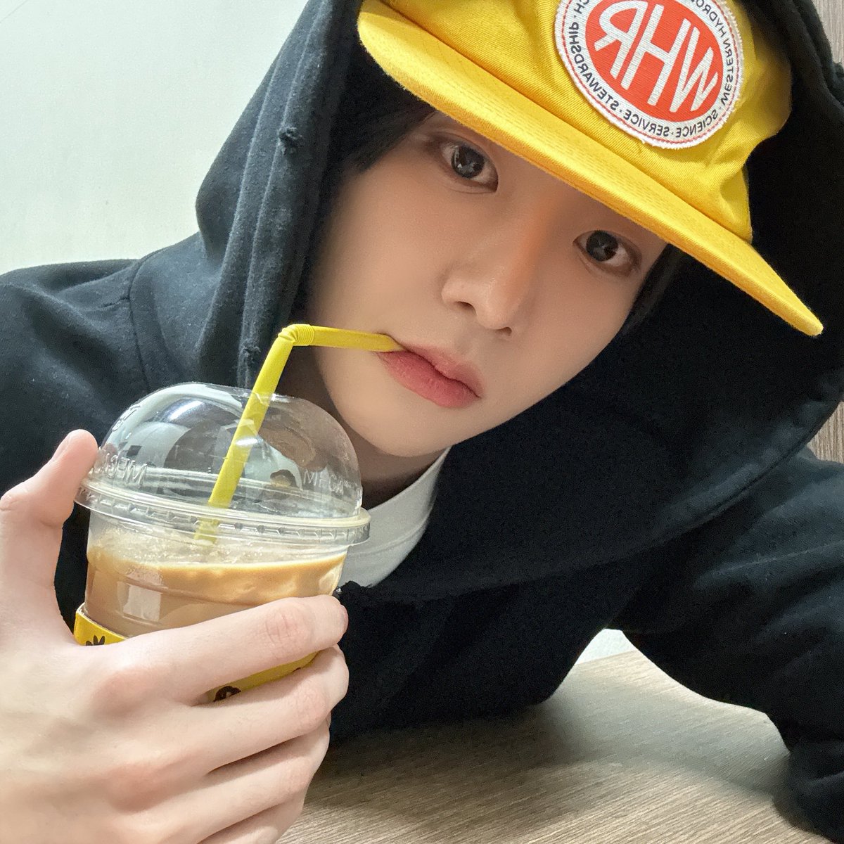 82Message's tweet photo. [#비맞은강아지]
왜요 쌤 왜요 쌤

#82MAJOR #82메이저 #에이티투메이저
#남성모 #NAMSEONGMO https://t.co/UhySSlkueL
