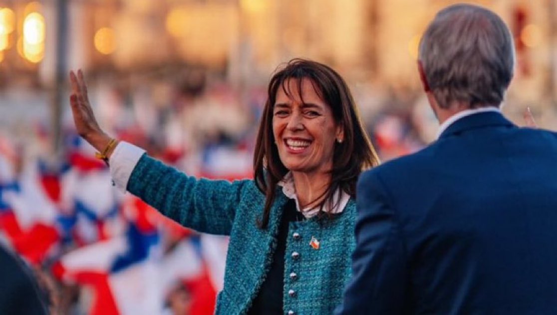 The Real Mr. Hitchcock tweet media