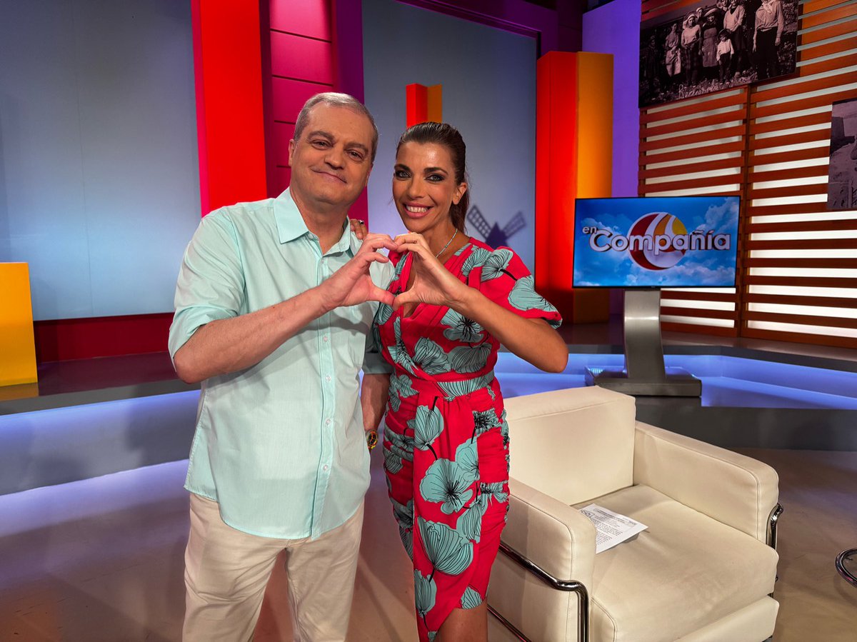 AcademiaTV tweet media