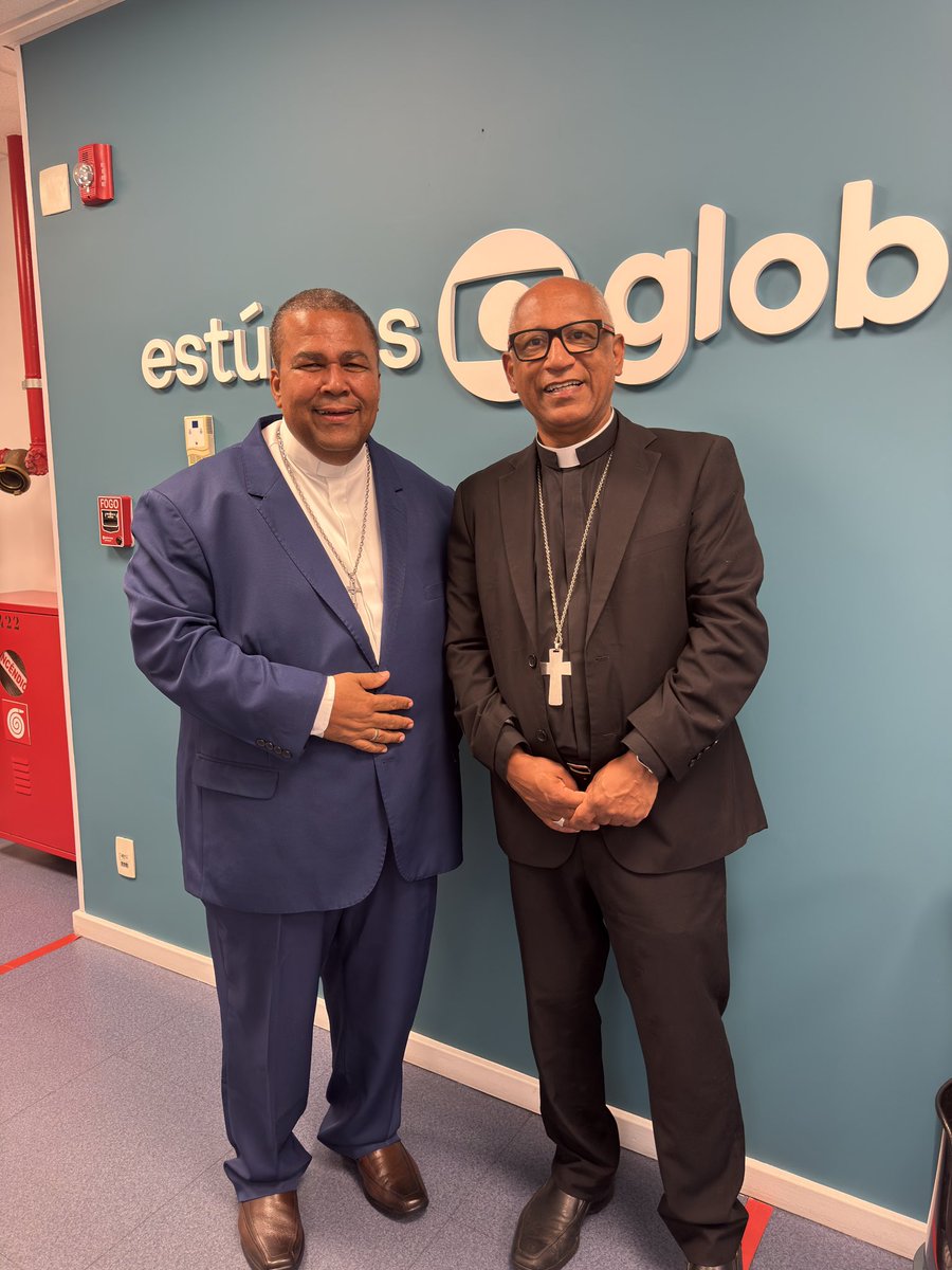 DomZanoni's tweet photo. Falar da Fé de modo significativo ao mundo contemporâneo,  Catolicismo e Concílio Vaticano II   Adorei o workshop promovido pela Rede Globo https://t.co/4h3QDs3JVz