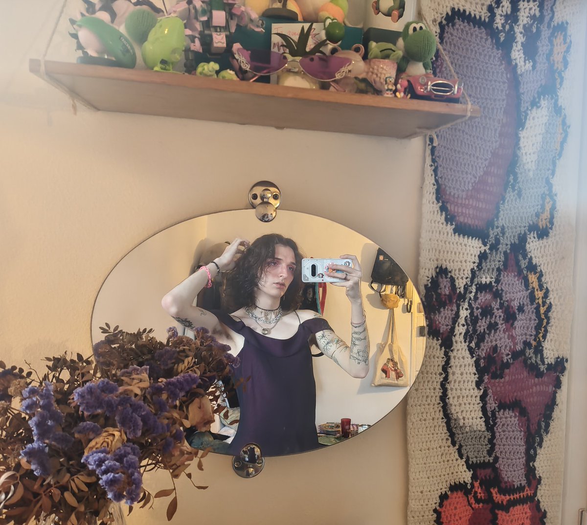 "btw Demeter tu t'habilles comment pour le f'air play ?
-coh tsais casual ..."