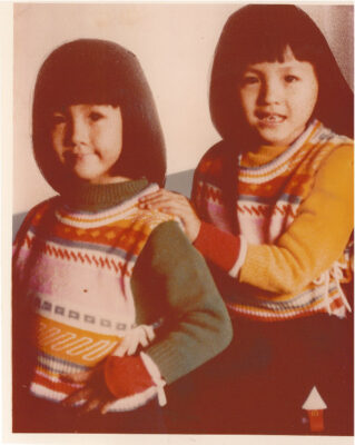 #悲

「 後來母親和小孩的遺體，也因為沒人敢出售墓地給他，而在冷凍櫃冰了四年。」

施景中發文提到，經過了一整夜的沸騰，「也沒有這麼嚴重嘛」這句話，引發出來更多更多當年國民黨的血腥黑歷史的曝光。