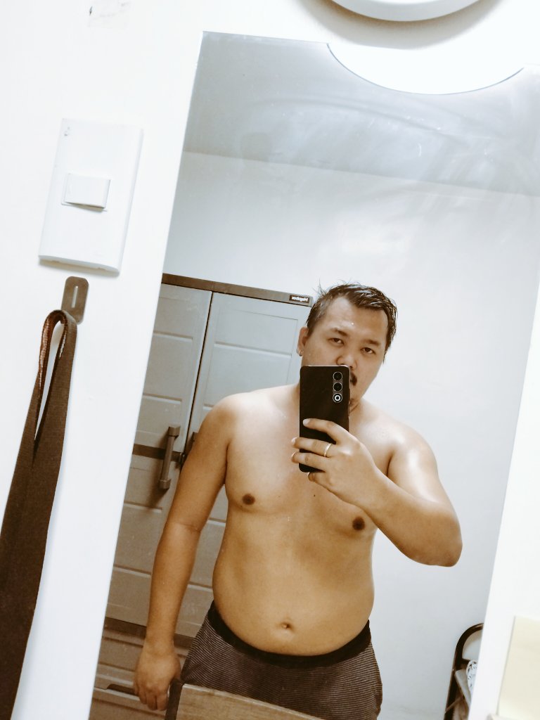 dimension1010's tweet photo. 2 weeks? not bad... https://t.co/IxVLurF66H