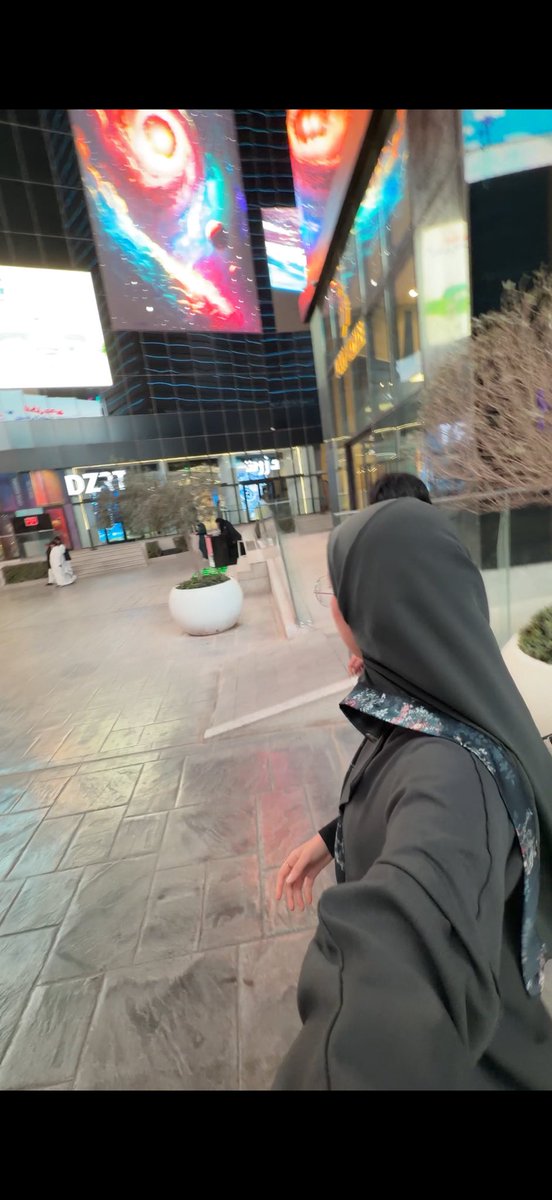 ZainoS05's tweet photo. قبل احبك كنت انا احب الرياض.. https://t.co/b5K3I5yoVn