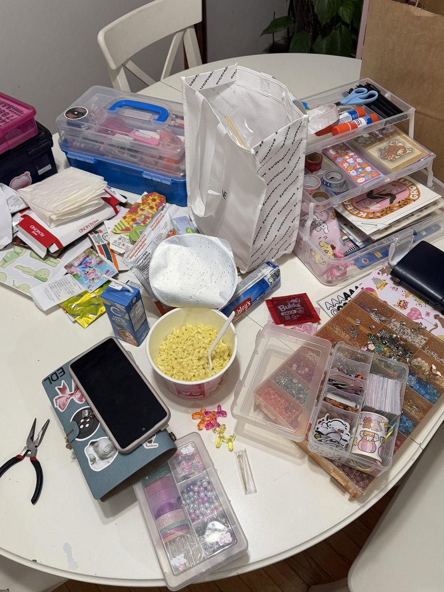 ica 🪅 tweet media