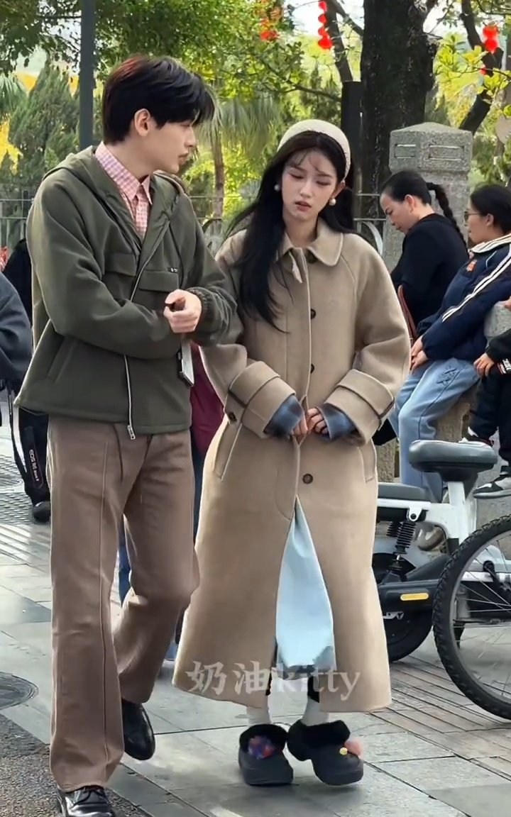 czhouye's tweet photo. yezi and owen look so pretty! 🥹 https://t.co/WMDCFBSudD