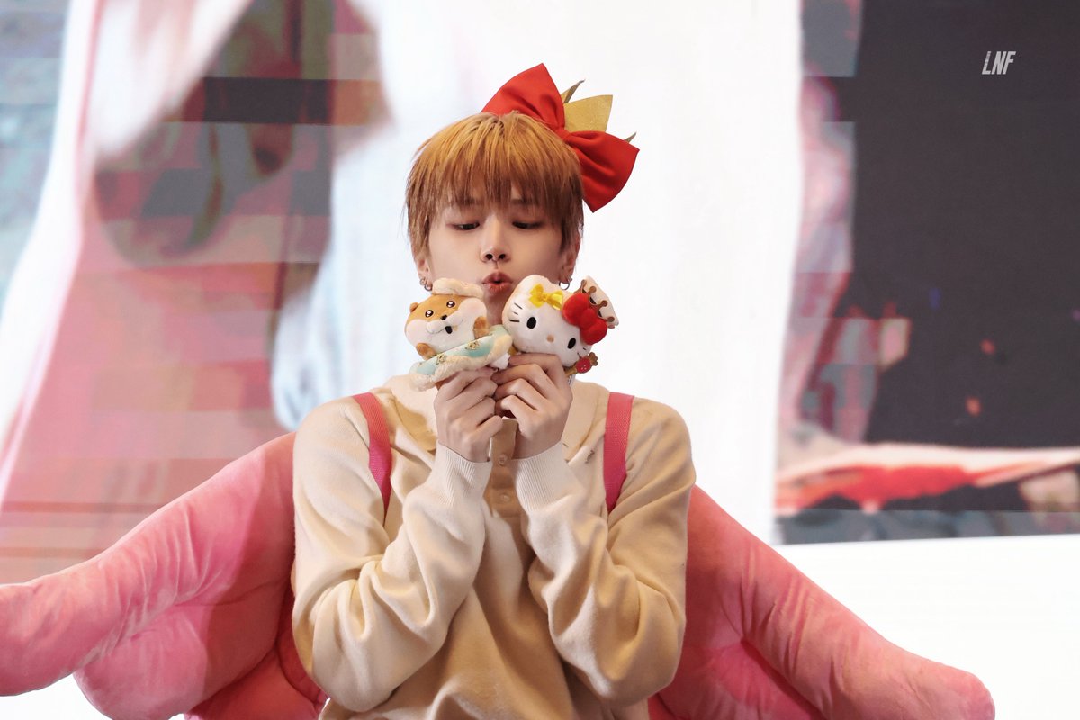 260207

#보이넥스트도어 #리우 
#BOYNEXTDOOR #RIWOO