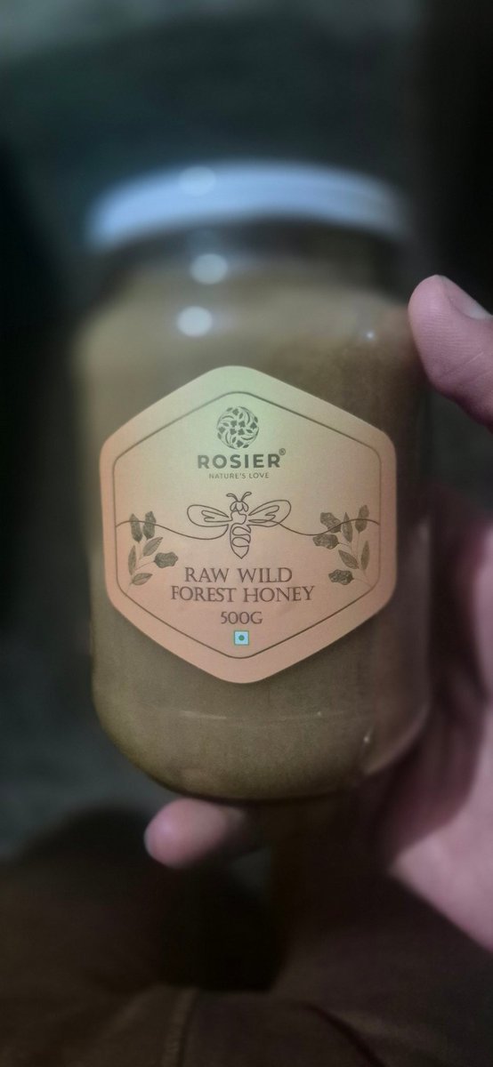 arshsran44's tweet photo. @flyingbeast320 @fssaiindia This “raw wild forest honey” tastes like the bees filed a complaint and quit midway. Absolute joke of a product. https://t.co/mr1USndjrL