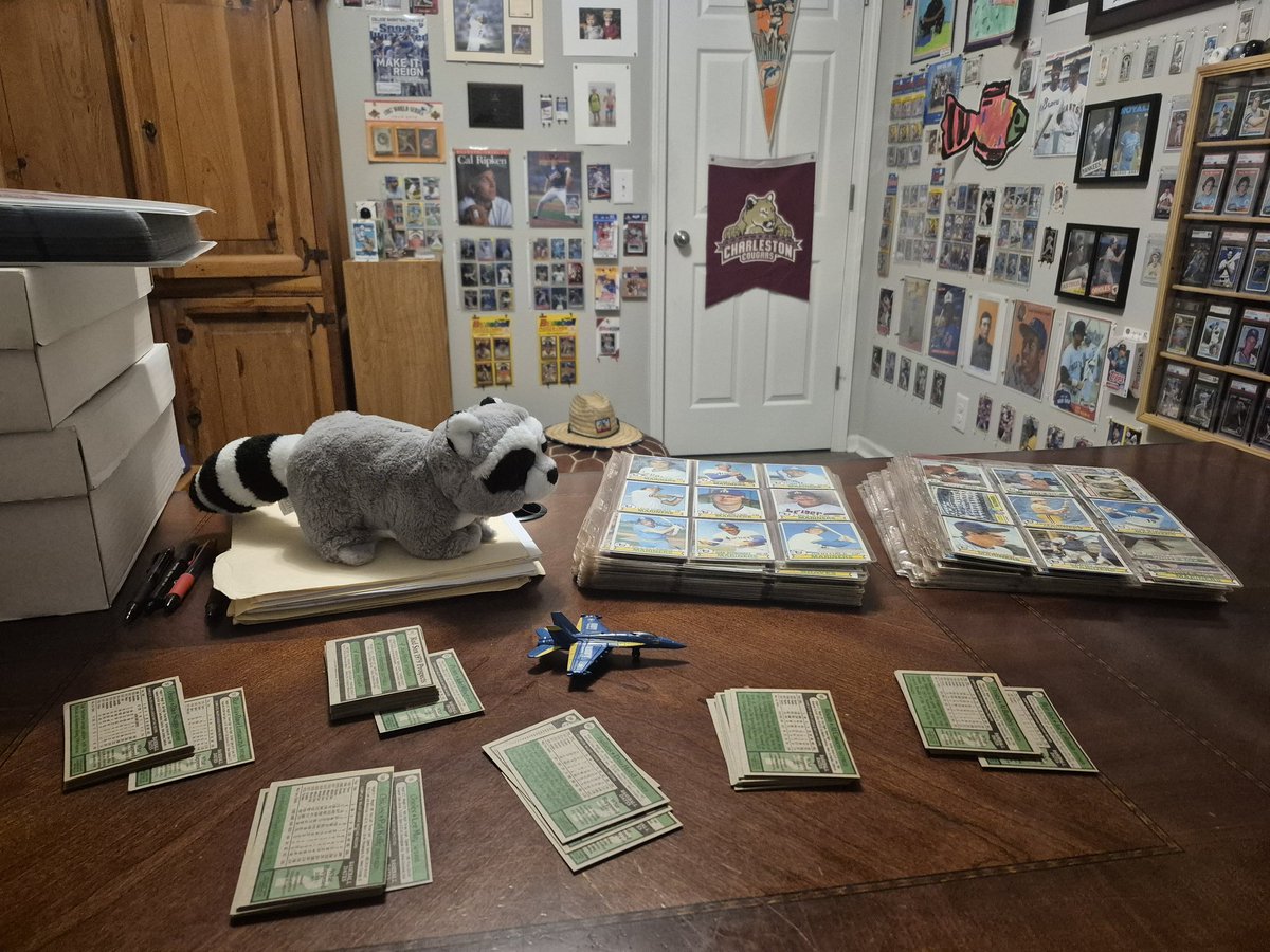 phinsare1's tweet image. My happy place.  😁

'79 !  #SetBuild 

Go Seahawks.