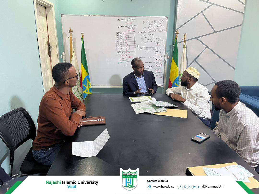 HormuudUni's tweet photo. Najashi Islamic University invited @HormuudUni to deliver a 3-day executive training in Academic &amp; Administrative Management, led by @HUViceCh Prof. Dr. Abdi Omar Shuriye, the first such Somali-led training for an Ethiopian university.
#HigherEducation #Somalia #Ethiopia #HU2026 https://t.co/ZXsn6B0cU0