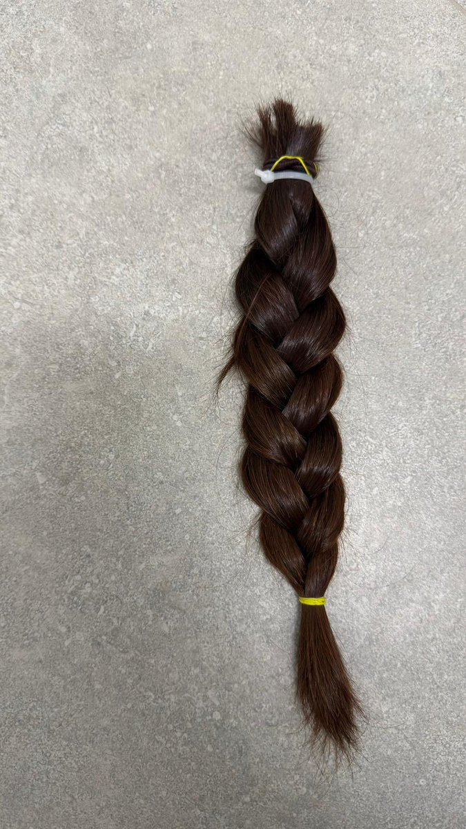 _ElleEffe_'s tweet photo. Ho tagliato 30cm di treccia, é questo il regalo che quest’anno mi sono fatta per il mio compleanno 🥰

Ps. Non ho mai avuto i capelli così corti, forse nemmeno da piccola, ma quanto sono felice ♥️ https://t.co/7eGFxhv042
