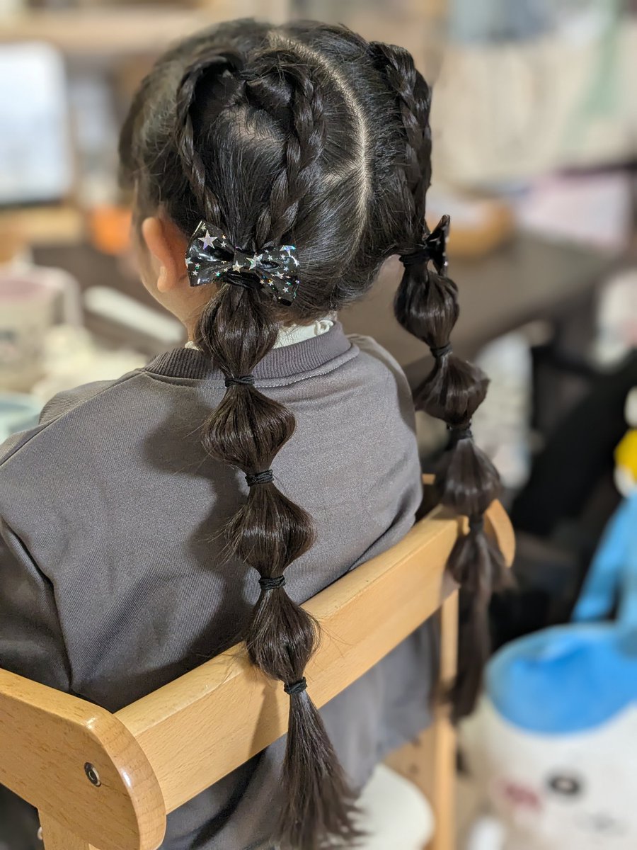 pasomasooo's tweet image. お久しぶりです😊
ちゃんとヘアアレンジしたりリボン作ったりしてます🎀
料理もしたり新しい趣味したり緩く楽しんで生きてます🫶
たまにゲームしたり娘の入学準備したり日々時間すぎるの早い笑