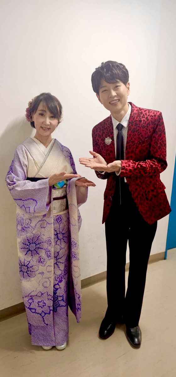 misato25y's tweet photo. 昼の部終わり、休憩中
夜の部も頑張っていこー🤍

#山口みさと
#パクジュニョン
#風輪
#しまなみ交流館
#尾道市 https://t.co/UCyhZs6nzF
