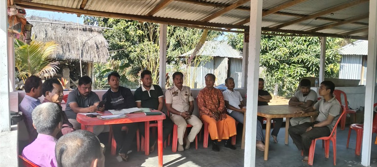 OC Debdaru OP conducted a Prayaas meeting at Kowaifung, discussing anti-social elements, prevention of property crimes, police-public relations, cattle theft, and traffic issues. Community cooperation remains key to building a safer and more secure area. <a href="/Tripura_Police/">Tripura Police</a>