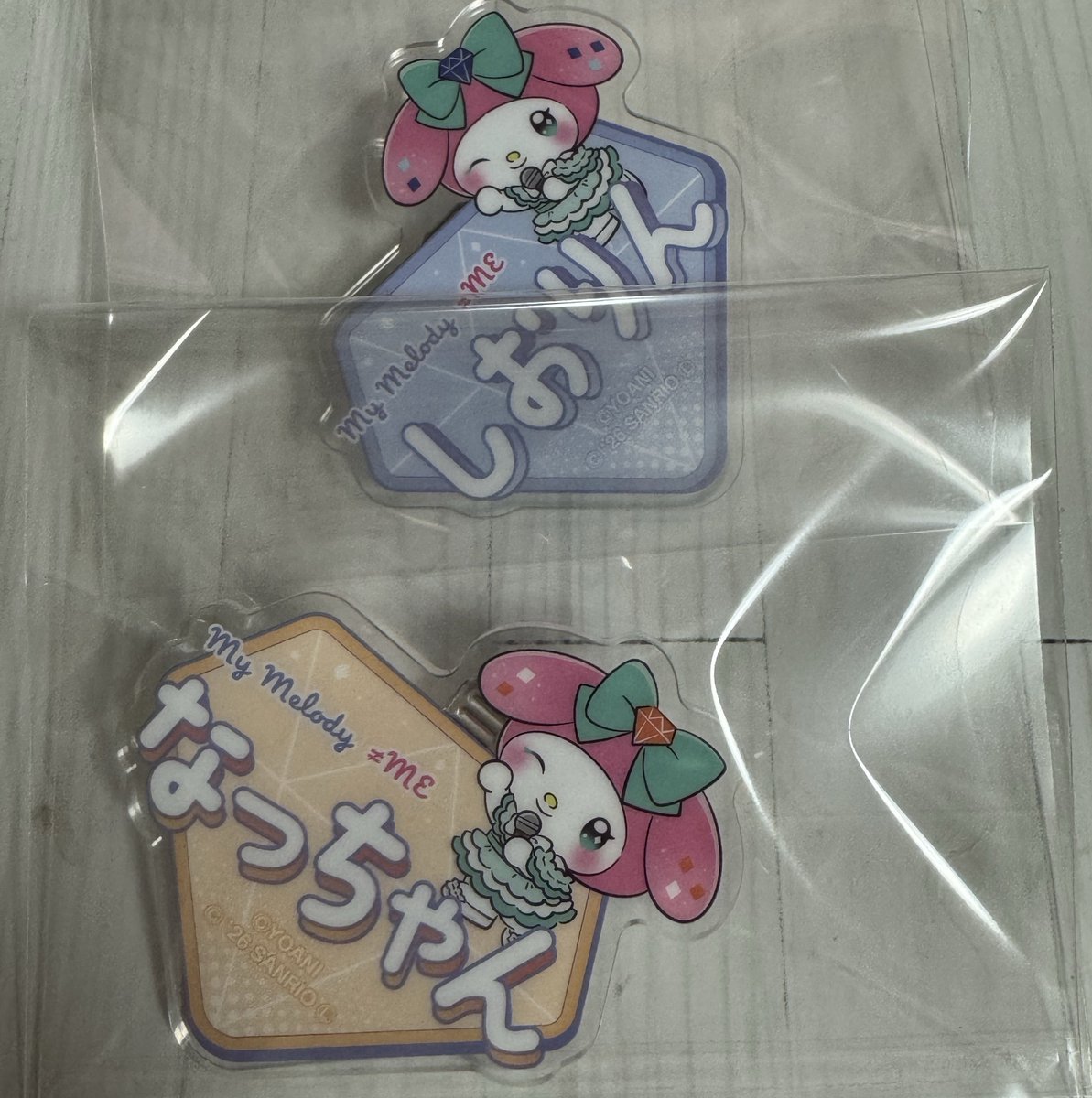 ノイミー ネームバッジ ファミマ マイメロ

譲】永田(しおりん)、河口(なっちゃん)

求】蟹沢ローソンネームバッジ、引用元

郵送希望