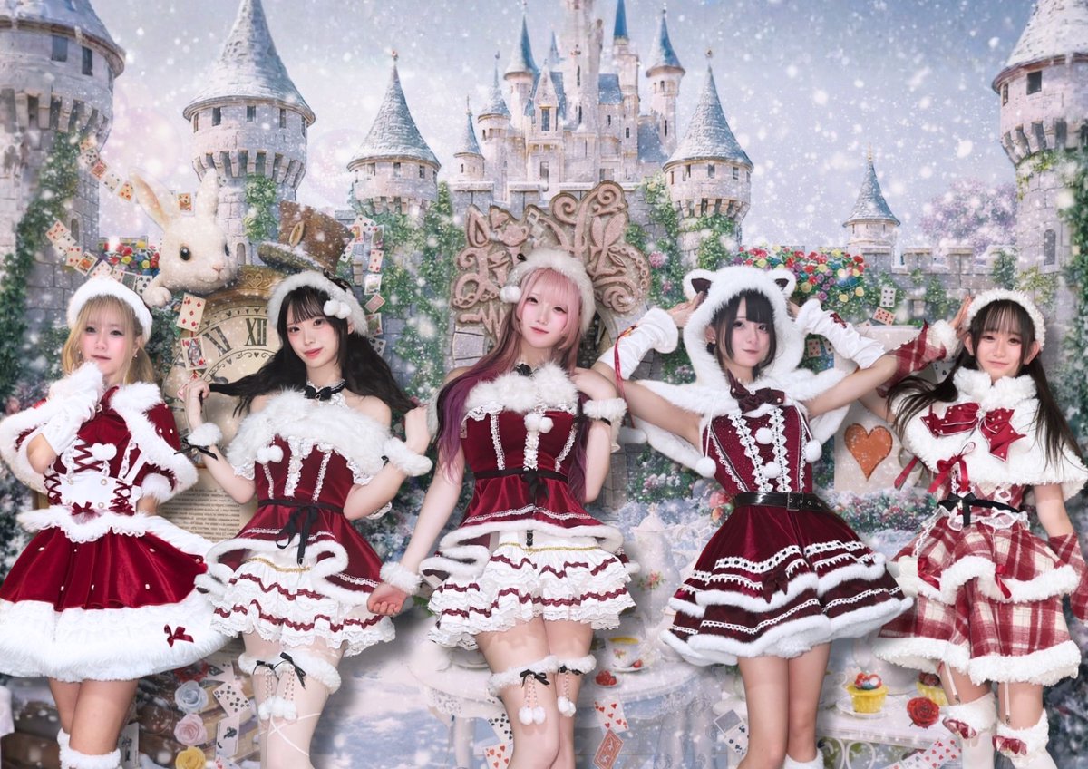 RT @7uvHz: 🎅🏻待望の制服ランチェキ予約開始🎅🏻 準備に時間がかかり