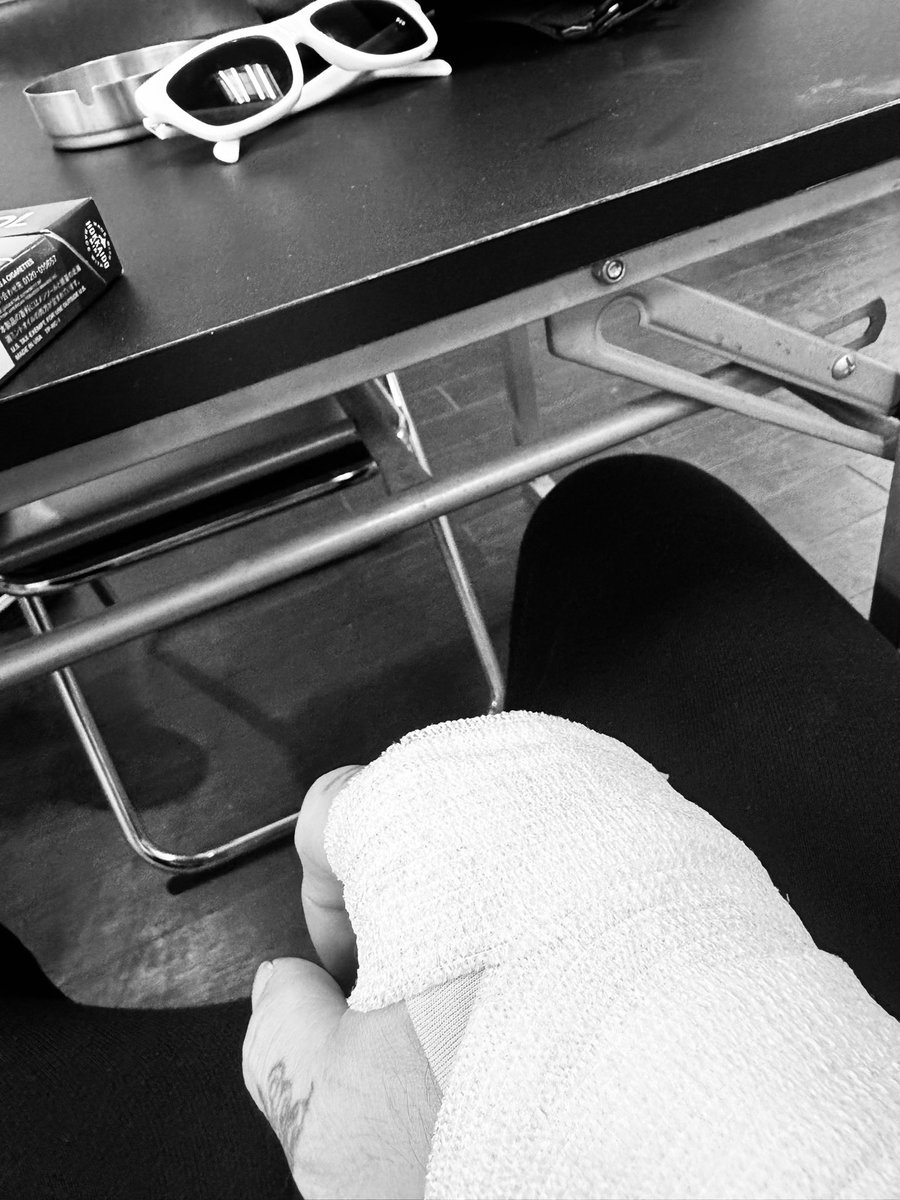 いつ以来やろ
浮腫んでるみたいに腫れてるので
わかる人はわかるよね
