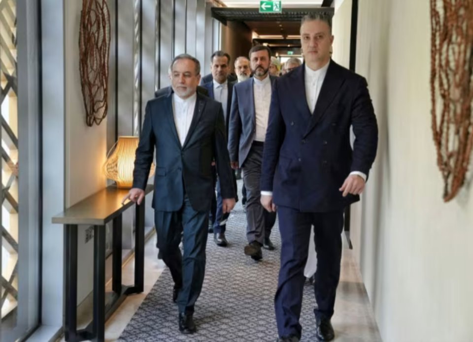  عمو کُنت tweet media