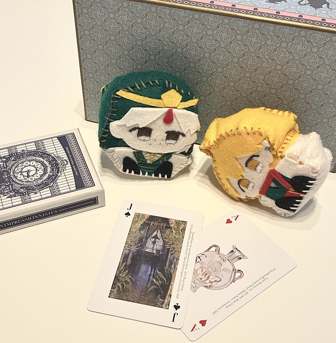 かわいいトランプをてにいれたのでジャファアリに見せたげた