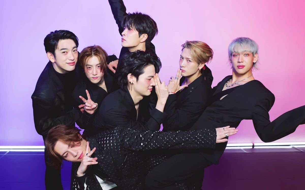 #GOT7 คือหลักฐานว่า ความสัมพันธ์ระหว่าง "ศลปกับฟค" ไม่ได้วัดกันแค่กระแส แต่มันคือ “ความผูกพันที่เติบโตไปพร้อมๆ กัน”
ผ่านอะไรกันมาทั้งศลปและฟค ทั้งช่วงพีค ช่วงเงียบ แยกย้ายไปเติบโตเดี่ยว ๆ แต่ยังกลับมายืนรวมกันได้เสมอ และฟคก็ยังยืนอยู่ตรงเดิมไม่เคยหายไปไหน 🐥💚