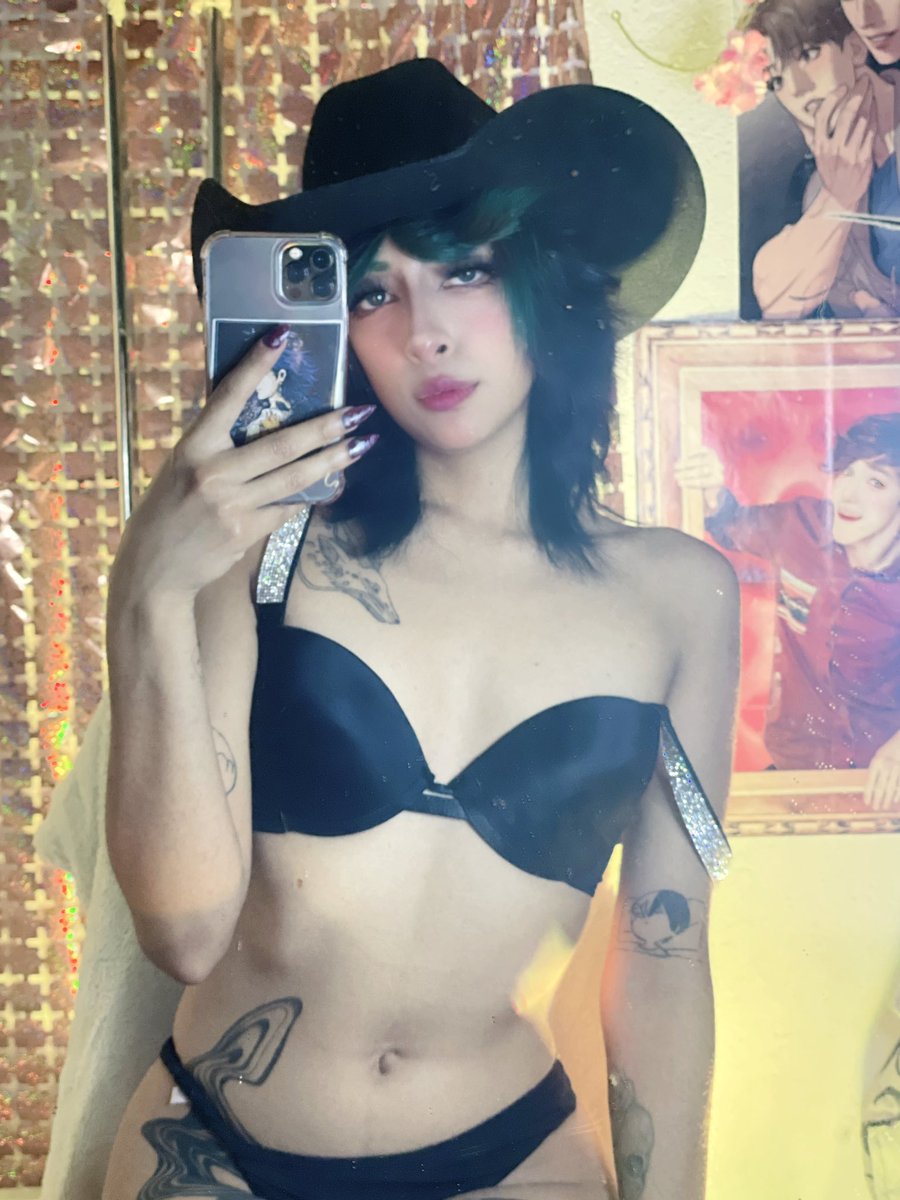 Habrá descuento en el Only 🫦🥵🫦🥵
Aprovechen 😈😈
Link: onlyfans.com/karmablu069