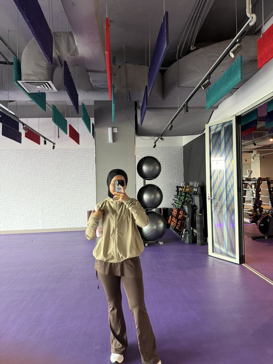 Sweetroseland's tweet image. Tried it. Loved it. No regrets!

jaket olahraga ygaku pake langsung bikin mau beli warna lain lagii🥹🥹🥹🥹

karna ringan, adem dan ga ngetat!!