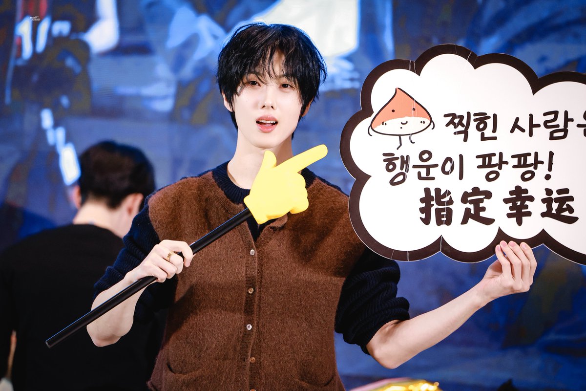 MasterHamster tweet media