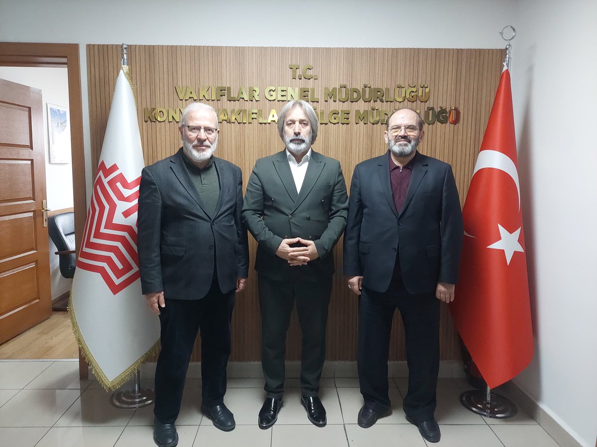 İstişare Kurulu Başkanımız Nurettin Soyak ve Konya Şube Başkanımız Mustafa Metin, Vakıflar Bölge Müdürü Yılmaz Kılınç Bey’i ziyaret etti. Vakıfların tarihî mirası ve toplumsal rolü üzerine verimli bir istişare gerçekleştirildi