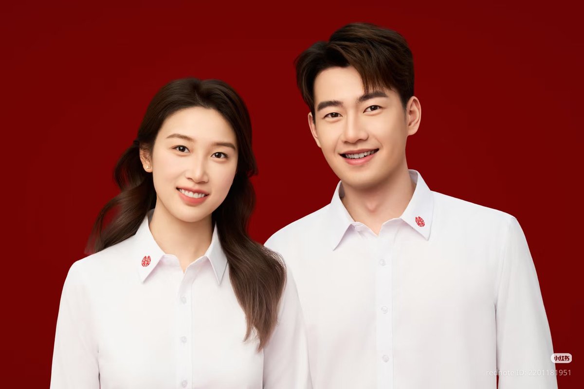 gambar buku merah in hd