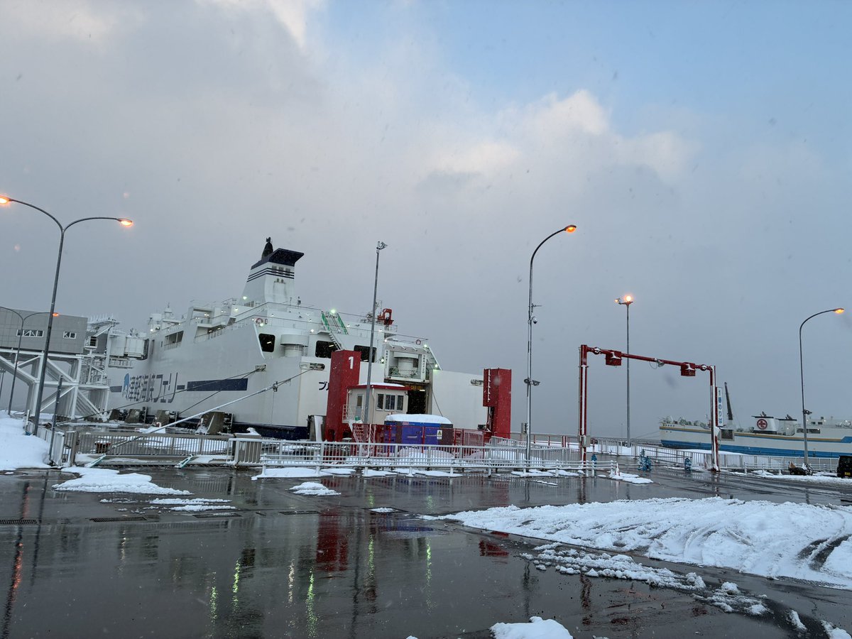 butoha's tweet image. 青森なう